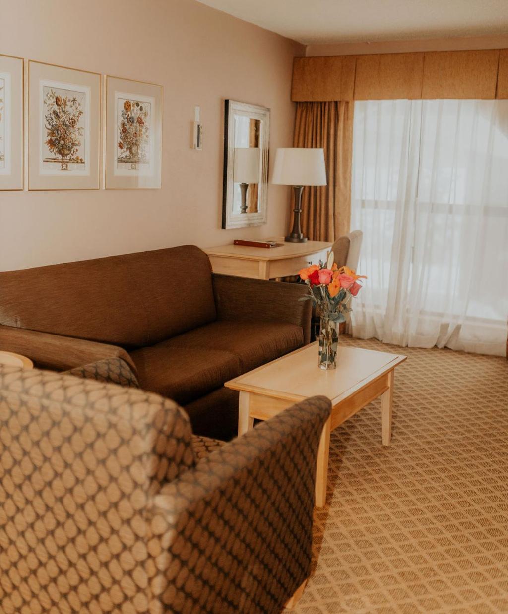 Wallace Inn Eksteriør billede